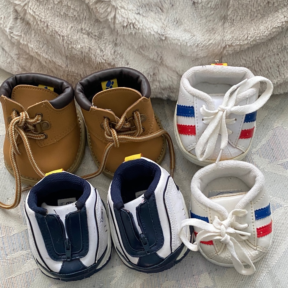 Build-A-Bear Baby Shoe Lot in Brown, White, Navy and Red